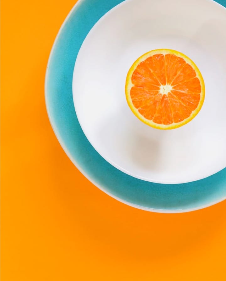 orange in plate